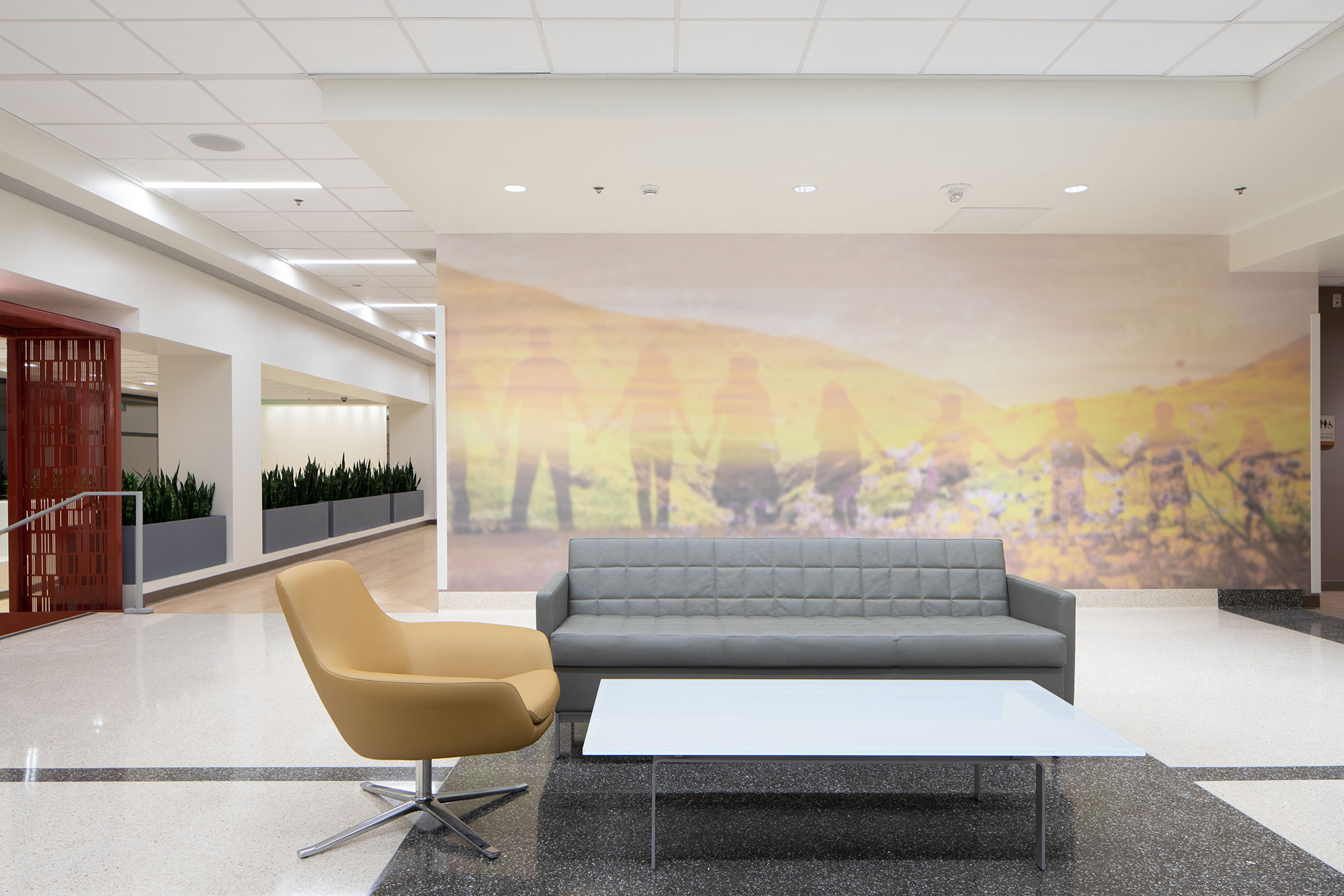 Henry Mayo Newhall Hospital - KBAA